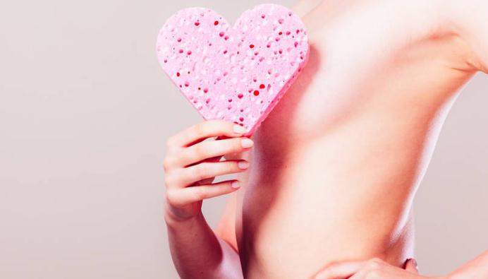 乳腺增生的少女们，少吃2物多喝1水，通气血，散结节，更健康 